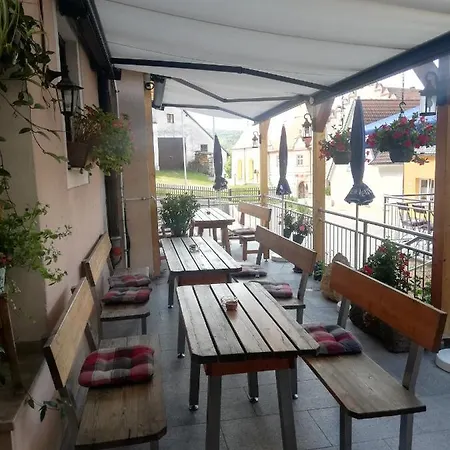 Gasthof Felsenwastl *
