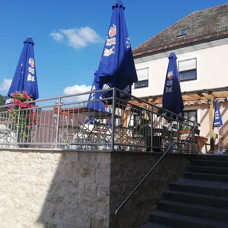 Felsenwastl Mini-hôtel *